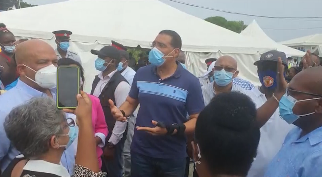 PM Encourages Vaccination in St. Thomas