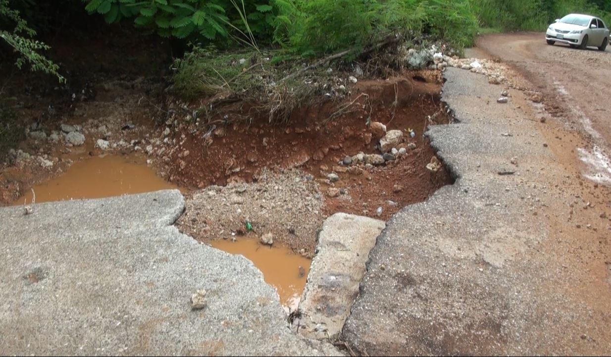 Clarendon Stakeholders Demand Better Road and Drains